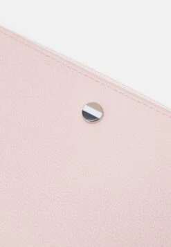 Boss Addison Ziparound - Portemonnee - Bright Pink -Sneaker 01263ffe7e3448bdaf62248378b5ae22