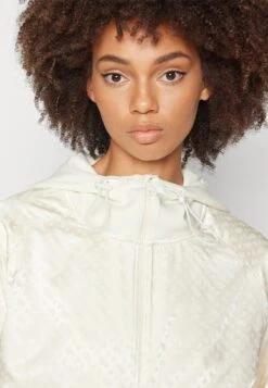 Boss Eracer Alica - Sweater Met Rits - Open White -Sneaker 0240f243951648b58d18eb93c453a9c6