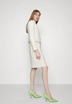 Boss V-Neck Business Dress With Short Sleeves And Full Length Zipper At The Back - Etui-Jurk - Open White -Sneaker 06f5b89a6fd04e9fa09d378af53f77c8