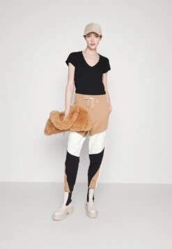 Boss Eslane - T-Shirt Basic - Black 6 Boss Eslane - T-Shirt Basic - Black -Sneaker 0d7788fd400d4d189d0f3bda87ff8acb