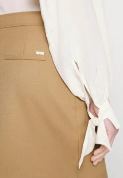 Boss Valeka - Minirok - Medium Beige -Sneaker 0eee3ccd7fd94e2fa8c1457b819dea58