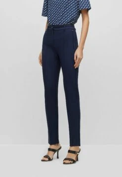 Boss Tanaina - Chino - Dark Blue Four