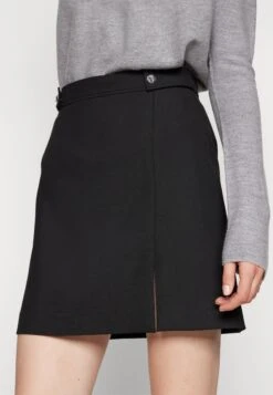 Boss Vestena - Minirok - Black -Sneaker 11a07fbddc834c219acf8bd5d61cd6d3