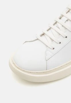 Boss Amber Runn - Sneakers Laag - Open White -Sneaker 1326e1010b91462eac36fa6120373221