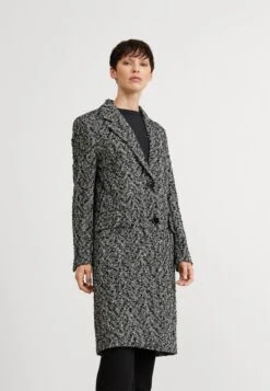 Boss Catara - Mantel - Open Miscellaneous