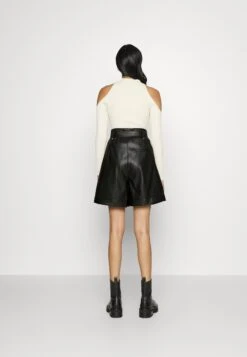 Boss Taleha - Shorts - Black -Sneaker 1664794ead9247e79e179411a43cec30