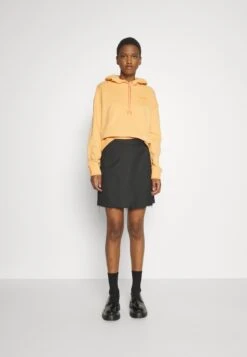 Boss Ecaisy- Sweater - Light Pastel Orange -Sneaker 178bd99f13904203b0e5039f49ae167c