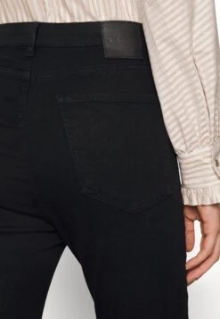 Boss Supers Crop - Jeans Skinny Fit - Black -Sneaker 1f69edca2d644c3d839933f1a5a337d5