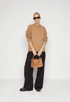 Boss Foltin - Trui - Medium Beige -Sneaker 208e6437c2a94a188316085debaa57f8