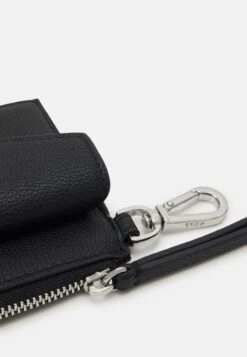 Boss Addison Flat - Portemonnee - Black -Sneaker 2d1f8b00832b4da38fdf4a46edced2fc