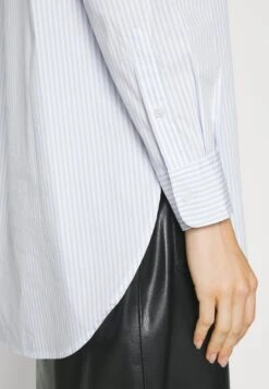 Boss Bostucci - Overhemdblouse - Light Pastel Blue -Sneaker 2e46290d2daf49a496557cb269fbb0e9