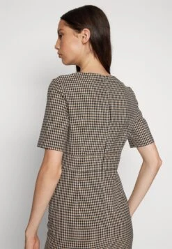 Boss Dirula - Etui-Jurk - Medium Beige -Sneaker 2fa886da8aa84006913db8fdac8805c6