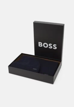 Boss Fantastico Unisex Set - Sjaal - Dark Blue -Sneaker 31009296464945dfa7392e72a6b32021
