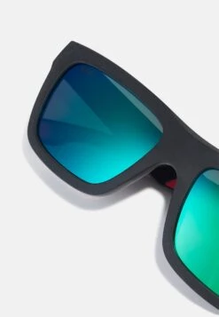 Boss World Cup Unisex - Zonnebril - Matte Black Red -Sneaker 3e41e7dbe5ce4988a44245f45e291505