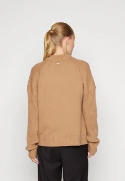 Boss Foltin - Trui - Medium Beige -Sneaker 4541343af8244092b4d8a47fd7f914f2