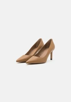 Boss Janet - Klassieke Pumps - Camel -Sneaker 4acb795442274aaca9189993dbe440f2