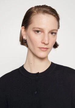 Boss Fadenasi - Vest - Black -Sneaker 4c69bd93b4de4f0eb8e00a5ef526937c