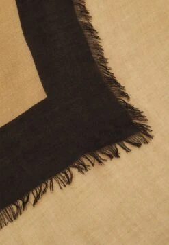 Boss Laikyn - Halsdoek - Medium Beige -Sneaker 4e7418392d204ac5a6b52b953fa3d055