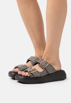 Boss Jess Buckle - Muiltjes - Black