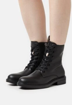 Boss Vanity Lace Up Bootie - Veterboots - Black