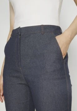 Boss Tenima - Straight Leg Jeans - Dark Blue -Sneaker 573028c311904f349bce21e1e12a2ca4