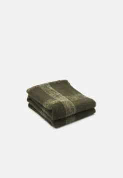 Boss Narratore Unisex - Sjaal - Dark Green Eight -Sneaker 5bc0adbc0bec42d993735ca8e3b2e293