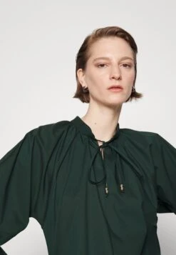 Boss Bipete - Blouse - Open Green -Sneaker 5ca8c14499cc48fbac822de723105d1e