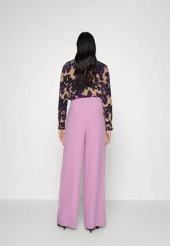 Boss Tacilana - Broek - Open Pink -Sneaker 600a8875a52748768f5dd44cc54fb1e6