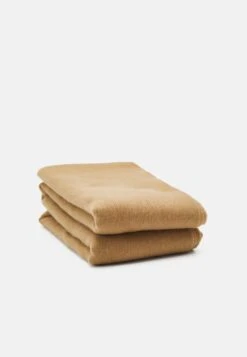 Boss Ama Unisex - Sjaal - Medium Beige -Sneaker 6019d5f7307c4c028caf5f432a043621