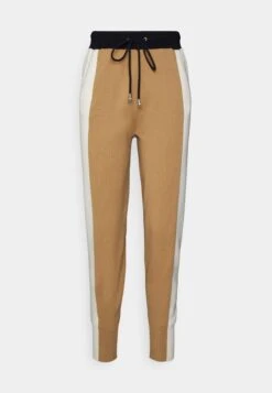 Boss Ferlin - Trainingsbroek - Open Miscellaneous -Sneaker 64f28f21207c442a9d18675c1dae14da