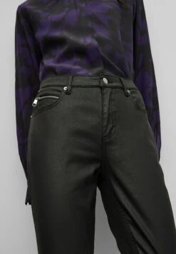 Boss Jackie Mr 1 1 - Slim Fit Jeans - Black One -Sneaker 667ee042fa5043d6857ce30b7e2af0e0