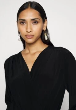 Boss Itoka - Blouse - Black -Sneaker 67e71233f0a542f3a10e28ac3704b44f