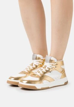 Boss Baltimore Hito - Sneakers Hoog - Gold