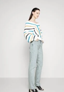 Boss Straight Leg Jeans - Light Pastel Blue -Sneaker 6b803cbb66274fdea7a0e6bd78c856e1