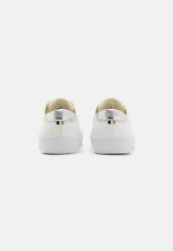 Boss Sneakers Laag - Natural -Sneaker 707f77f2c96b4506965679d06356975e