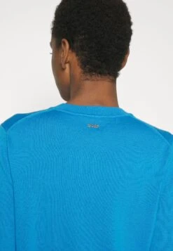 Boss Fadenasi - Vest - Bright Blue -Sneaker 744afb9f3d03432190f602e5a74663f2