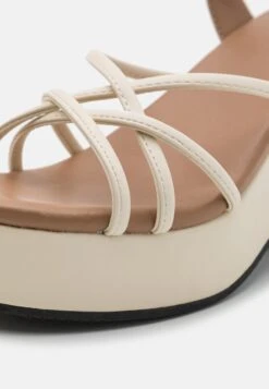 Boss Cate Wedge- Sandalen Met Sleehak - Open White -Sneaker 7b961386c0e847558b4630808e42ba8b