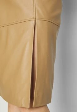 Boss Setora - Leren Rok - Medium Beige -Sneaker 7bdaf3f9387d4849ba1a81e5fdda6f0a