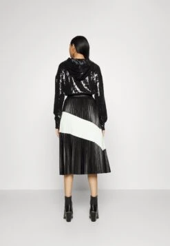 Boss Vasata - A-Lijn Rok - Black -Sneaker 7efe26c44b3d45f8b0c9d202af4c5416