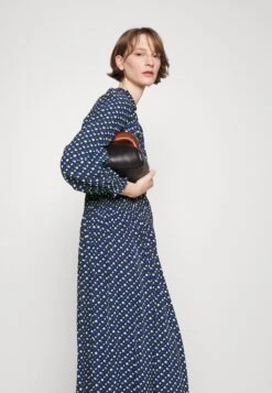 Boss Dasota - Etui-Jurk - Open Miscellaneous -Sneaker 81ededd3230f4c7380a7a82f015c4335