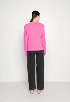 Elaboss - Sweater - Medium Pink -Sneaker 85fc33c1d38e4b6cba17765c2e550e91