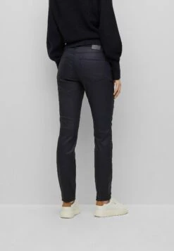 Boss Jackie Mr 1 1 - Slim Fit Jeans - Dark Purple Six 8 Boss Jackie Mr 1 1 - Slim Fit Jeans - Dark Purple Six -Sneaker 86a0a34f0d0d421093f731112d62b1ff