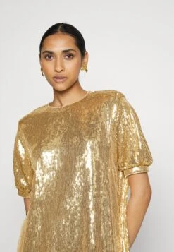 Boss Esilca - Cocktailjurk - Gold -Sneaker 87a4ce9bfe50452db814308e714a3e37