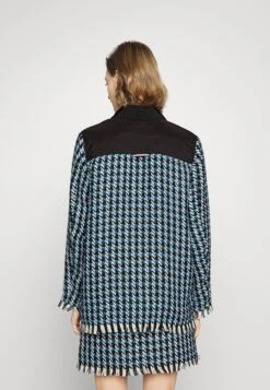 Boss Bamita - Mantel - Black -Sneaker 8a9631879a3a4973b7c05108817e1054