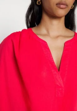 Boss Beffania - Blouse - Open Red -Sneaker 9101193755e84efebdf93e80a238ae91