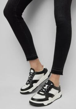 Boss Kitt Hr Bc - Jeans Skinny Fit - Black -Sneaker 9209b0df9af54cf9a8ea84c768090a9b