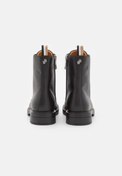 Boss Vanity Lace Up Bootie - Veterboots - Black -Sneaker 947d03e940e14af3a3fceab288db9f31