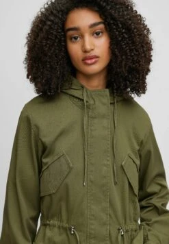 Boss C Pakono W - Parka - Dark Green Three -Sneaker 9b0ba9985d4a499c9261369ab5f06eba