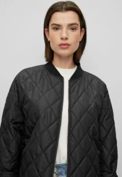 Boss Pinele - Winterjas - Black One -Sneaker 9c040e6be6f448209d64ed881ddfd7b3