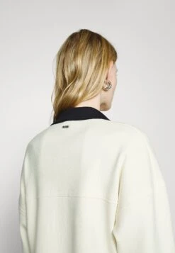 Boss Femolia - Vest - Open Miscellaneous -Sneaker a6257b290f3a4d3e9c9a140f9a5d3a3e